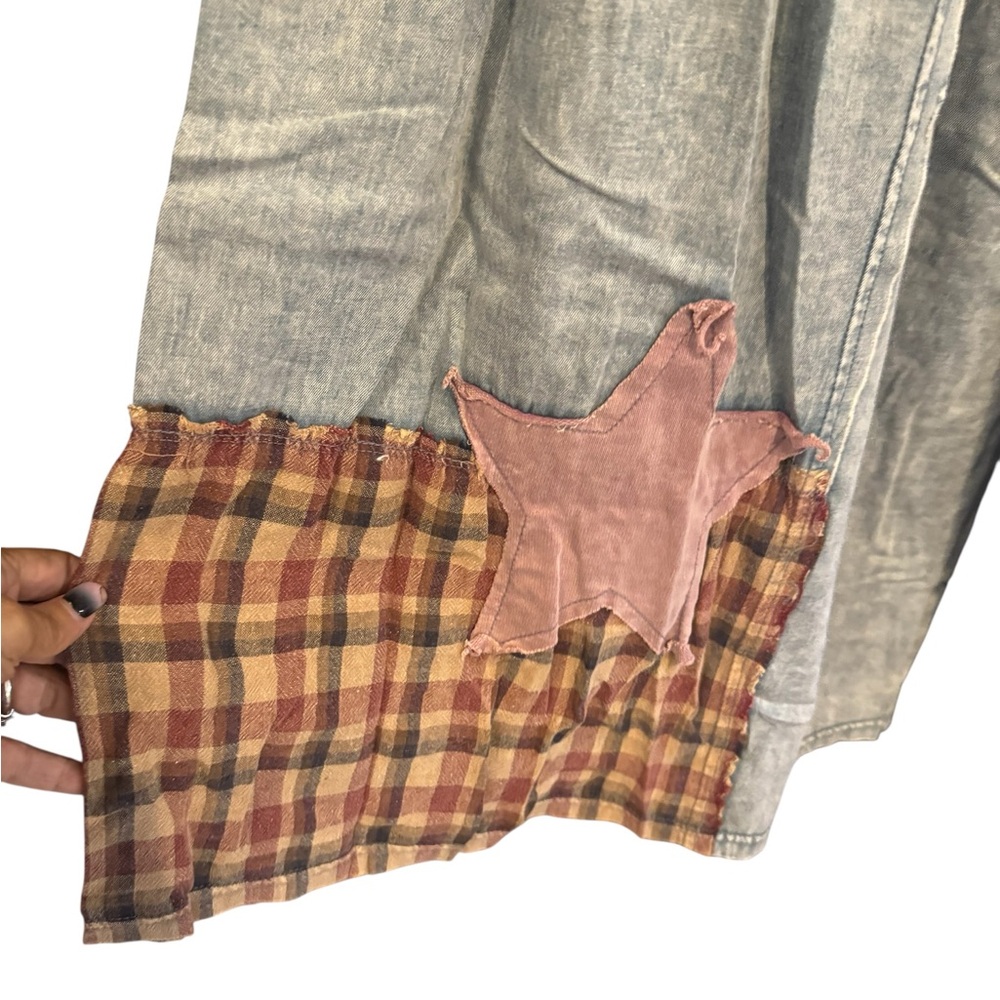 Easel Wide Leg Pants with Patchwork Design - Picture 7 of 9